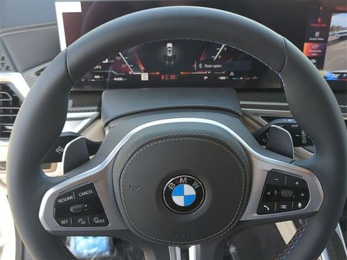 New 2026 BMW X7 M60i image 18