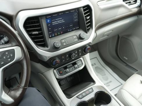 Used 2020 GMC Acadia SLT w/ Premium Package AWD/4WD image 27