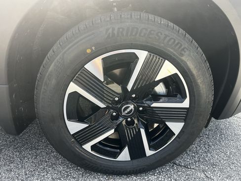 New 2026 Nissan Kicks SV w/ Cold Weather Package AWD/4WD image 9