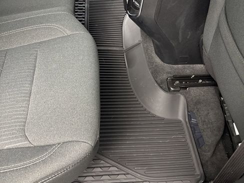 Used 2023 RAM 1500 Big Horn AWD/4WD image 34