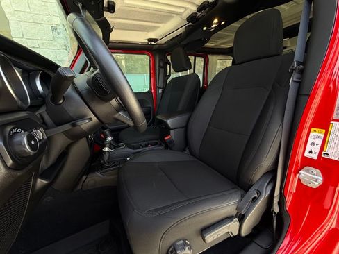 Used 2020 Jeep Wrangler Unlimited Sport AWD/4WD image 6