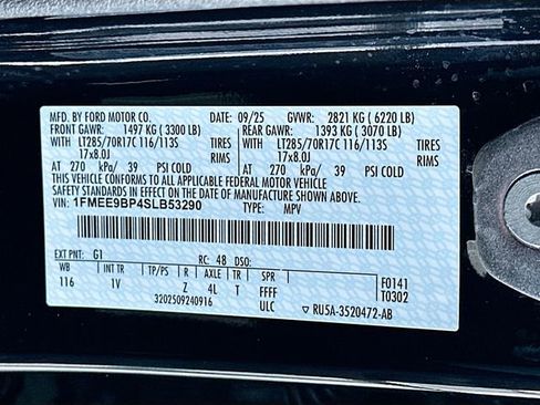 Used 2025 Ford Bronco Badlands image 28