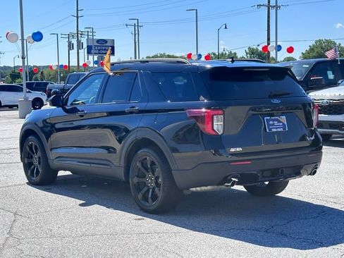 Certified 2024 Ford Explorer ST-Line w/ Class IV Trailer Tow Package AWD/4WD image 5
