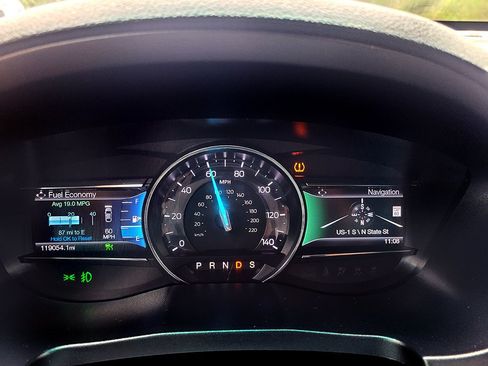Used 2016 Ford Explorer Limited w/ Equipment Group 301A FWD image 33
