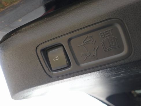 Used 2019 Ford Expedition Max Platinum image 10