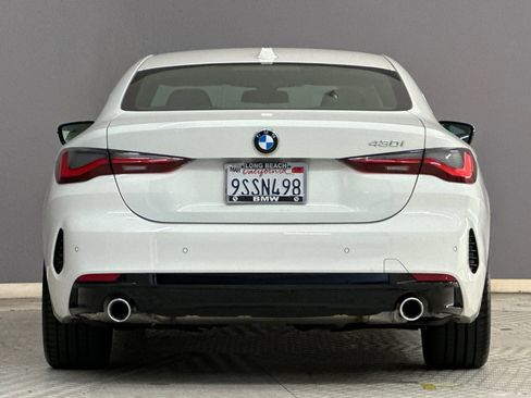 Used 2025 BMW 430i Coupe w/ Convenience Package image 9