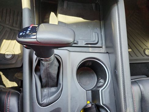 Used 2024 Dodge Durango GT RWD image 21