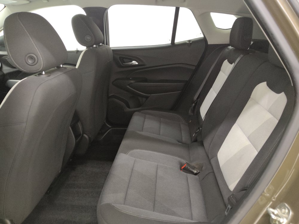 Used 2024 Chevrolet Trax LS FWD image 18