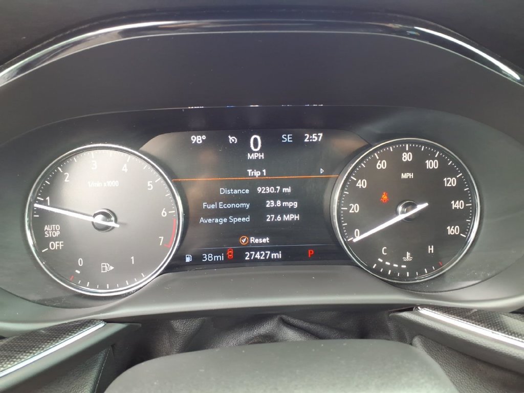 Used 2023 Buick Envision Essence FWD image 8