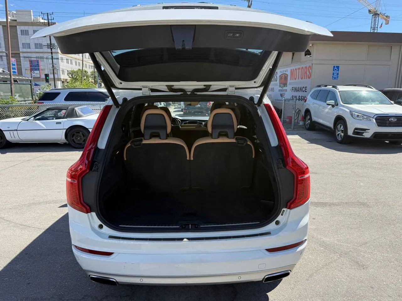 Used 2017 Volvo XC90 T6 Momentum w/ Vision Package AWD/4WD image 49