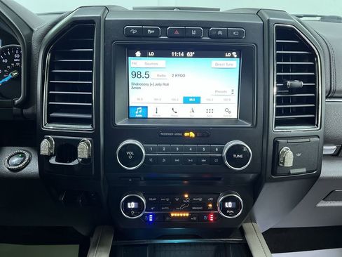 Used 2018 Ford Expedition Max Limited w/ Equipment Group 302A AWD/4WD image 21