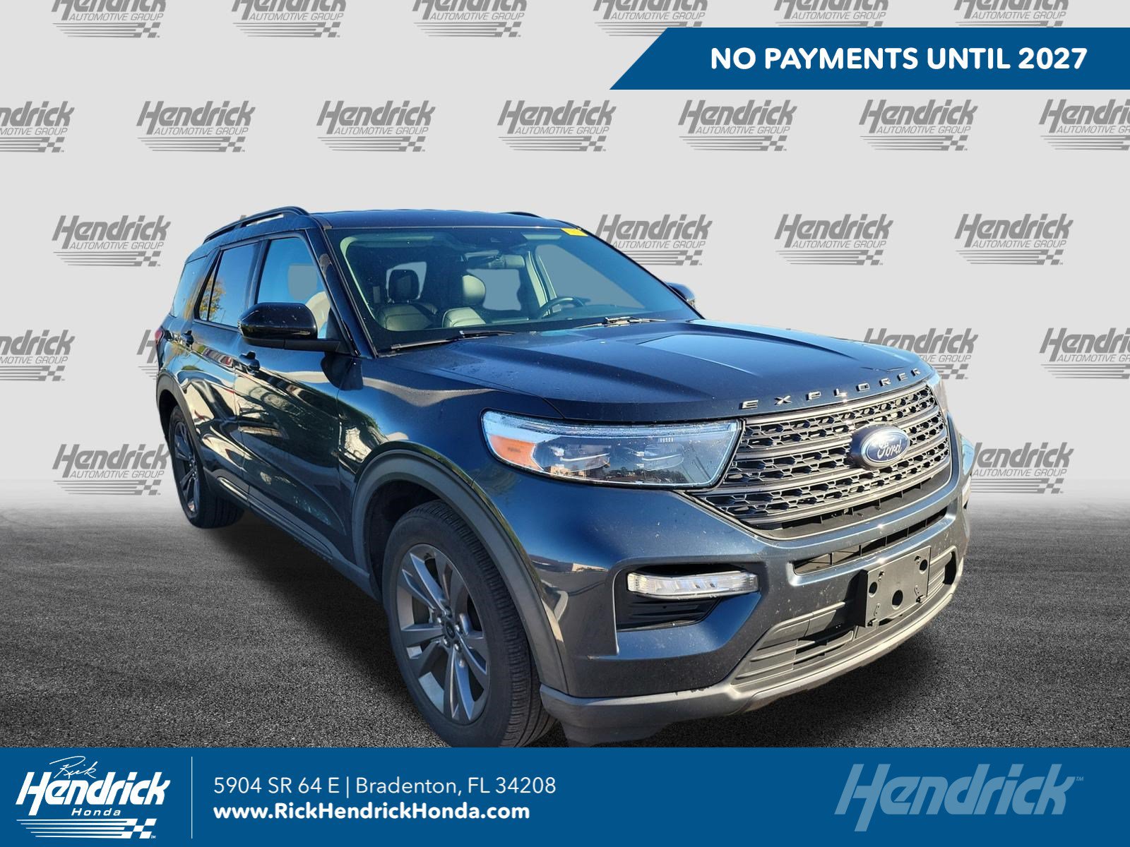 Used 2023 Ford Explorer XLT w/ Equipment Group 202A RWD image 1