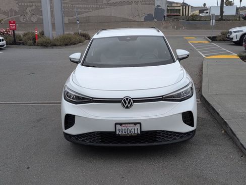 Used 2024 Volkswagen ID.4 Pro RWD image 4