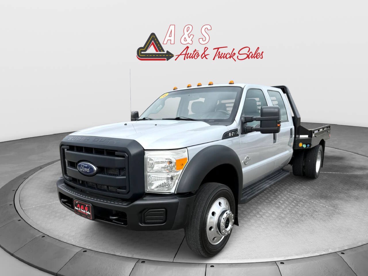 Used 2016 Ford F450 XL w/ Power Equipment Group AWD/4WD image 3