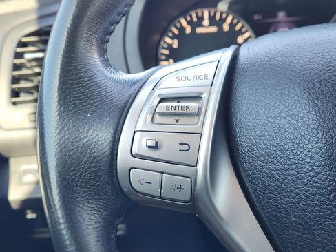 Used 2016 Nissan Altima 2.5 SV image 31