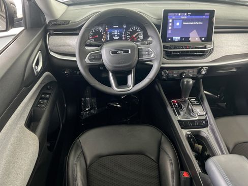 Used 2022 Jeep Compass Latitude image 20