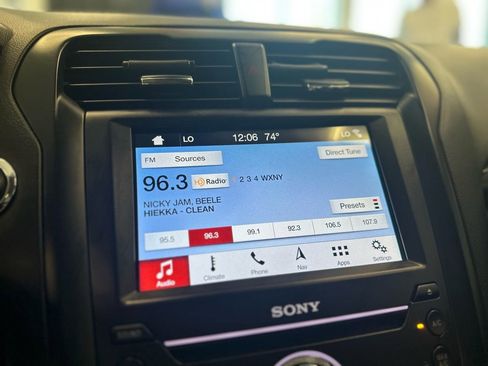 Used 2019 Ford Fusion Energi Titanium image 33