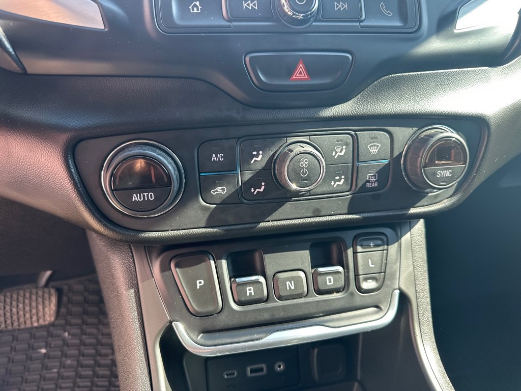 Used 2019 GMC Terrain SLE w/ Driver Convenience Package FWD image 21