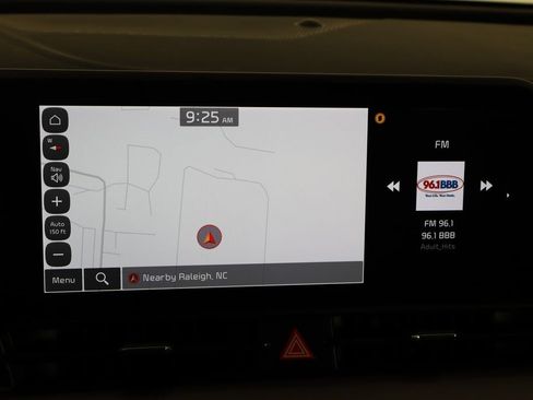 Used 2025 Kia Sportage EX FWD image 38