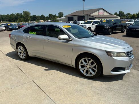 Used 2014 Chevrolet Impala LT FWD image 4