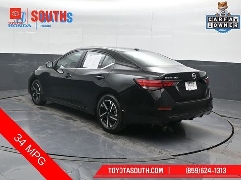 Used 2025 Nissan Sentra SV FWD image 8