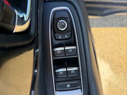 Used 2023 Subaru Outback Limited image 21