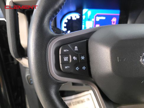 Used 2023 Ford Bronco Wildtrak image 13