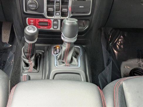Used 2020 Jeep Gladiator Rubicon image 19