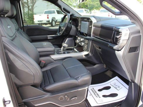 Used 2025 Ford F150 Platinum AWD/4WD image 17