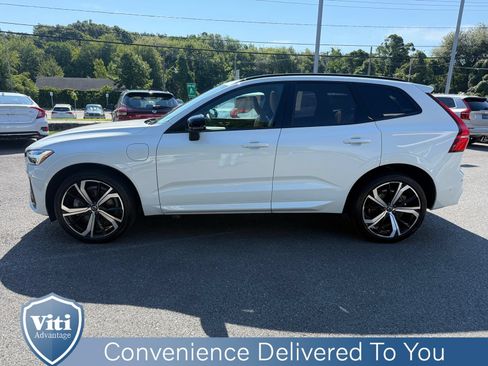 Used 2024 Volvo XC60 T8 Ultimate AWD/4WD image 5