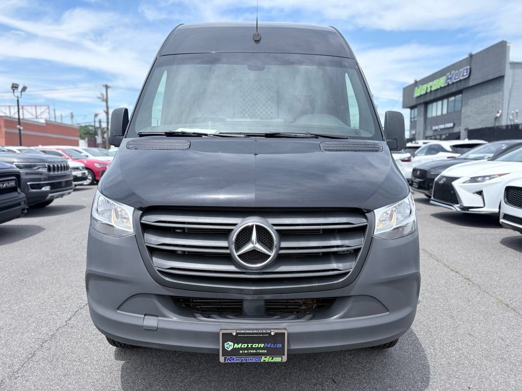 Used 2019 Mercedes-Benz Sprinter 1500 image 2