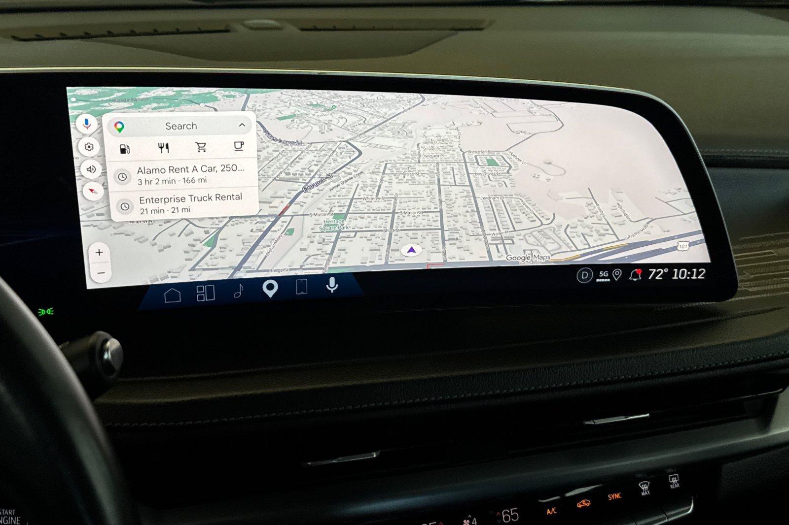 Used 2025 Cadillac XT4 Premium Luxury FWD image 22