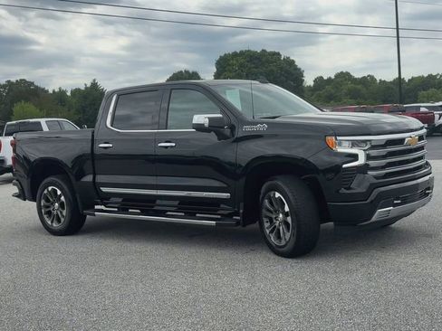 Certified 2024 Chevrolet Silverado 1500 High Country w/ Technology Package AWD/4WD image 2