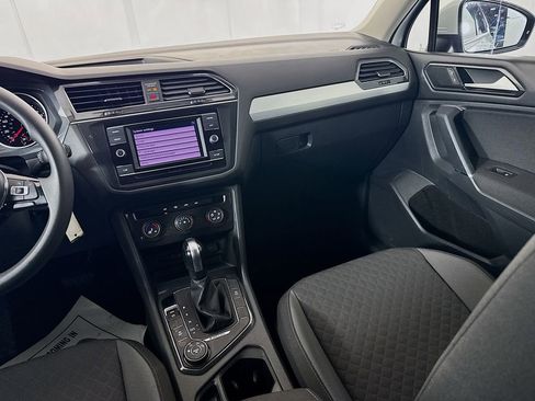 Used 2018 Volkswagen Tiguan S w/ 3rd Row Seat Package image 26