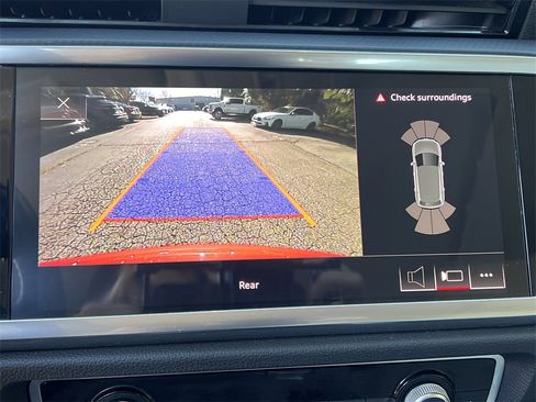 Used 2020 Audi Q3 2.0T Premium Plus image 27