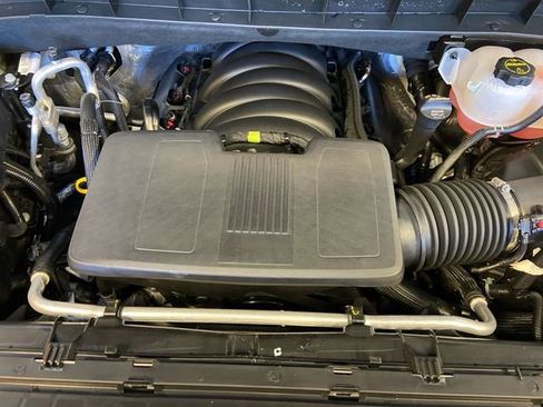 Used 2024 GMC Sierra 1500 SLE w/ Preferred Package image 26