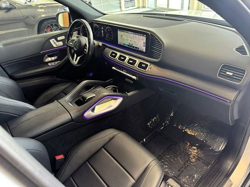 Used 2020 Mercedes-Benz GLE 350 4MATIC w/ Premium Package image 18