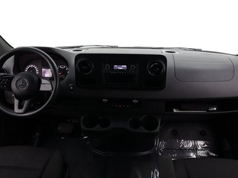 Used 2023 Mercedes-Benz Sprinter 2500 image 24