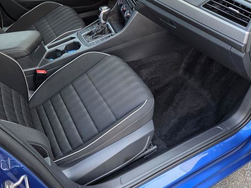 Used 2023 Volkswagen Jetta Sport FWD image 45