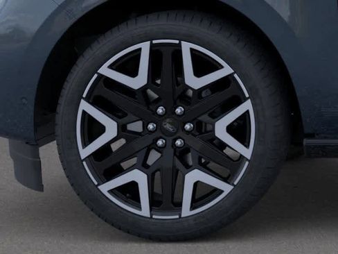 New 2026 Ford Expedition Max Platinum w/ Platinum Ultimate Package image 19