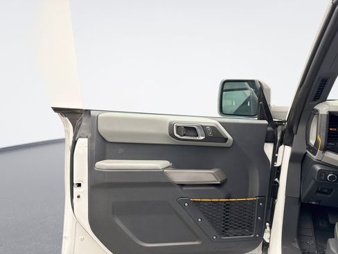 Used 2021 Ford Bronco Badlands AWD/4WD image 9