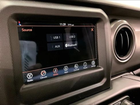 Used 2022 Jeep Wrangler Unlimited Sport AWD/4WD image 36