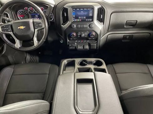 Used 2021 Chevrolet Silverado 2500 LT w/ Convenience Package image 11