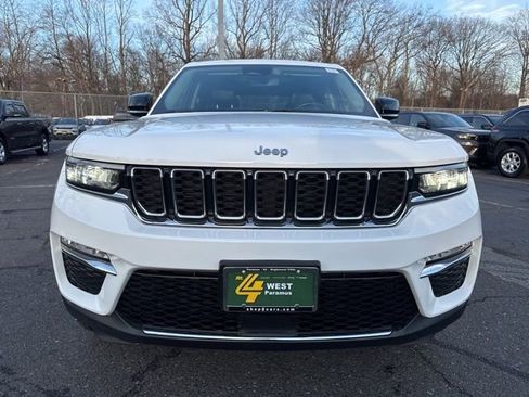 Used 2022 Jeep Grand Cherokee Limited image 2
