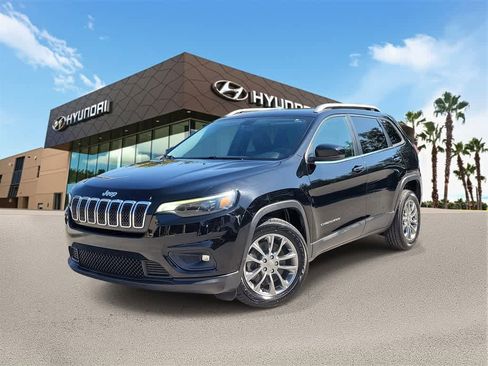 Used 2020 Jeep Cherokee Latitude Plus image 1