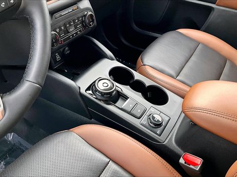 Certified 2024 Ford Bronco Sport Badlands w/ Premium Package image 19