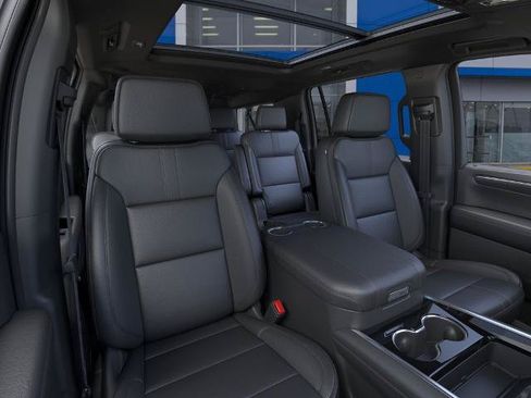 New 2026 Chevrolet Suburban RST w/ Comfort Package AWD/4WD image 16