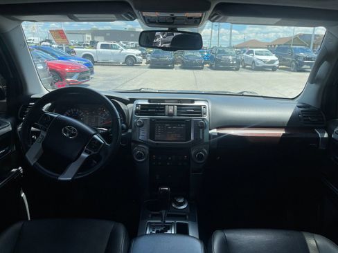 Used 2017 Toyota 4Runner Limited AWD/4WD image 15