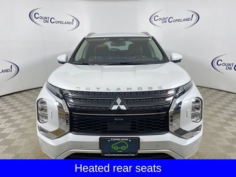 Used 2024 Mitsubishi Outlander SEL AWD/4WD image 10