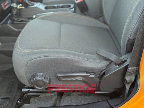 Used 2025 Jeep Wrangler Unlimited Sport AWD/4WD image 29